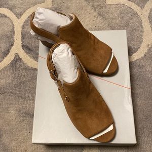 Sole Society New In Box So-Ceiliah Cinnamon Cow Split Suede 8.5.M Wedge Heels